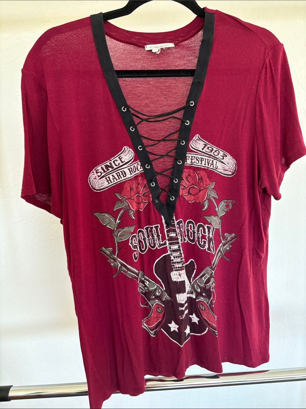 Women's Lace-Up V-Neck Graphic Tee - Burgundy